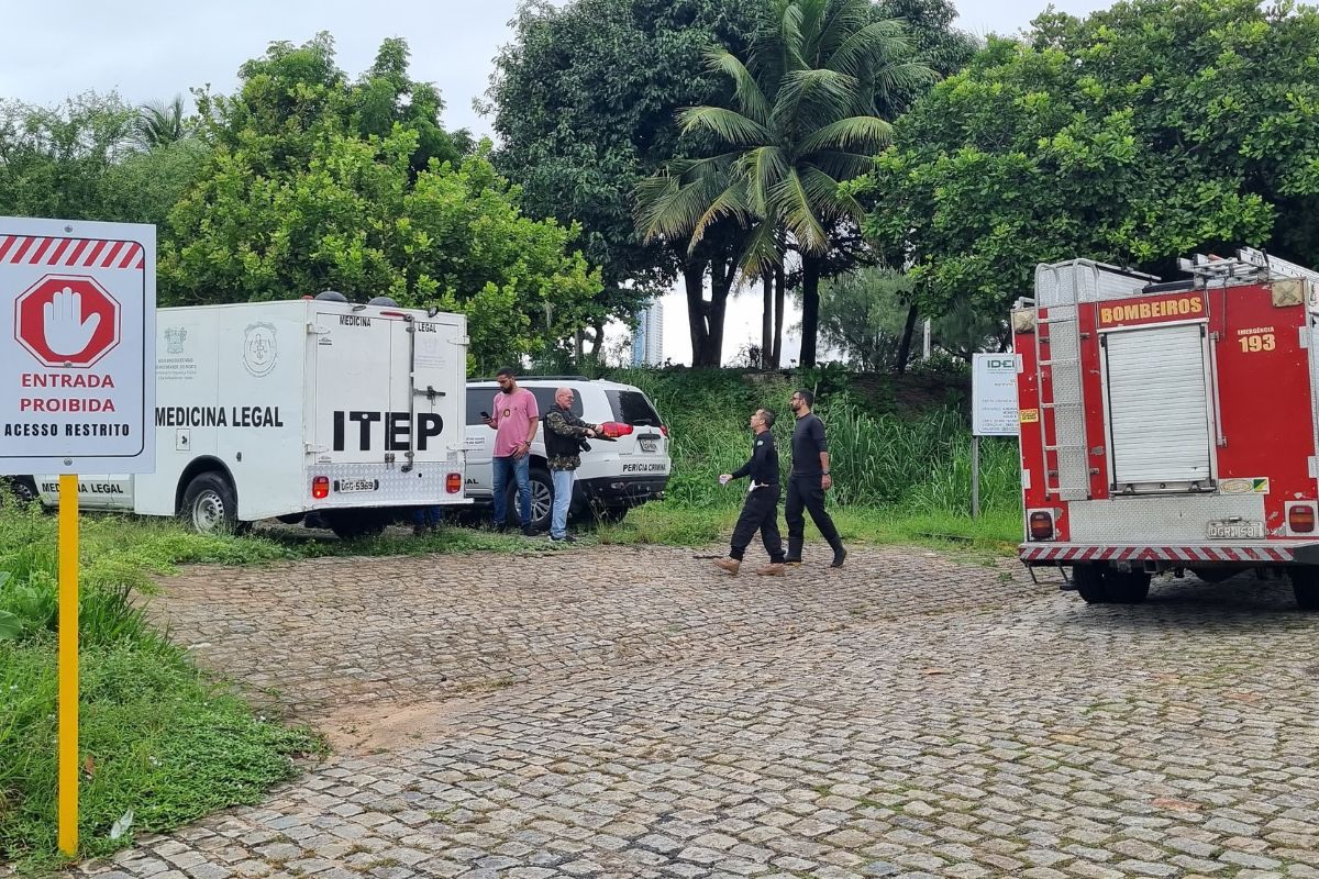 Corpo de ex-sargento da Marinha é encontrado com marca de tiro próximo ao Forte dos Reis Magos
