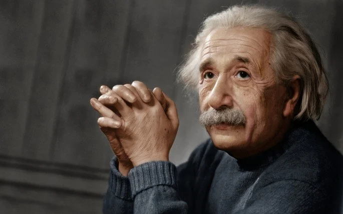 Diário de Einstein vaza e revela que ele chamou brasileiros de “macacos”