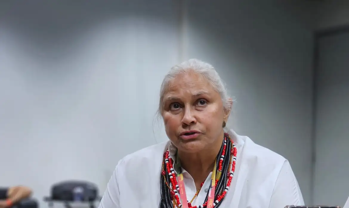 Fafá de Belém manda indiretas para Madonna e Anitta: “Não é feminismo”