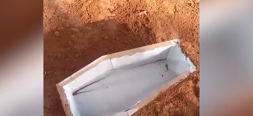 VÍDEO: Caixão de bebê é enterrado vazio após corpo ser 'esquecido' no necrotério