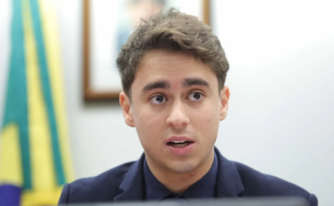 Nikolas Ferreira rebate blogueira que disse que ele não é homem