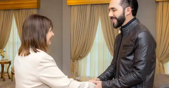 Argentina vai usar modelo do presidente de direita de El Salvador para combater o crime organizado