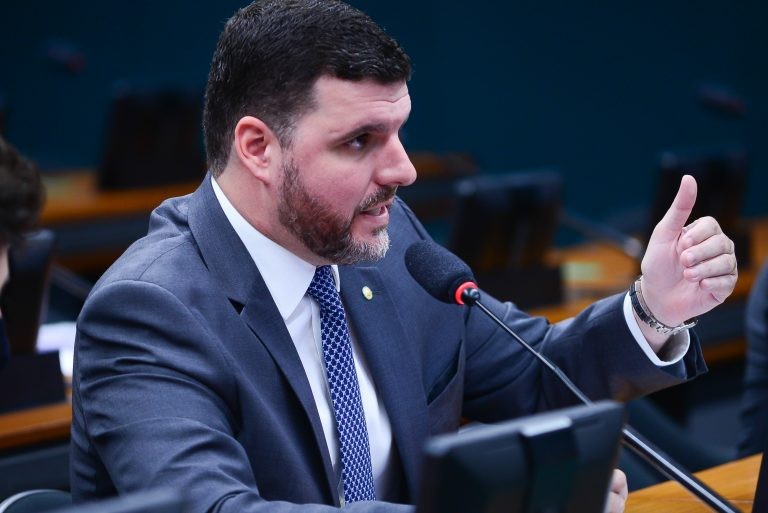 Lupion equipara arroz importado por Lula a lixo na mesa do brasileiro