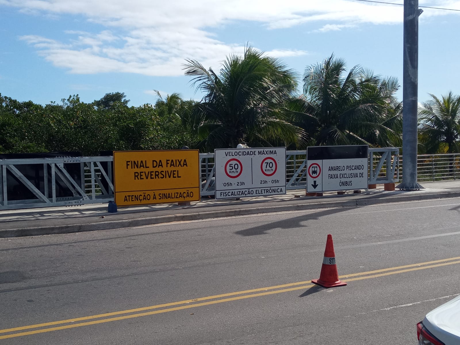 Nova sinalização mostra que avenida Felizardo Moura terá velocidades máximas diferentes