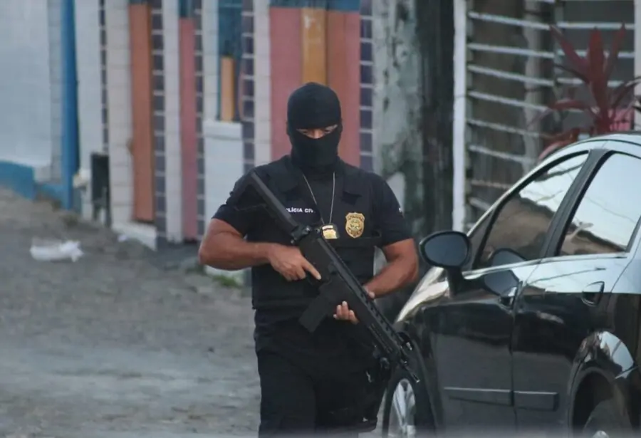 Suspeito de estupro morre em confronto com a polícia em Canguaretama; outros três homens são presos na ação
