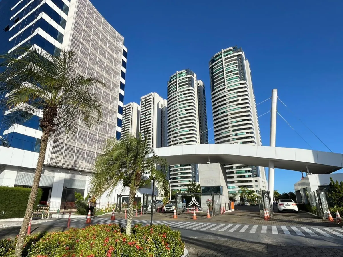 Mulher se joga do quinto andar de prédio de luxo em Salvador para fugir de agressões