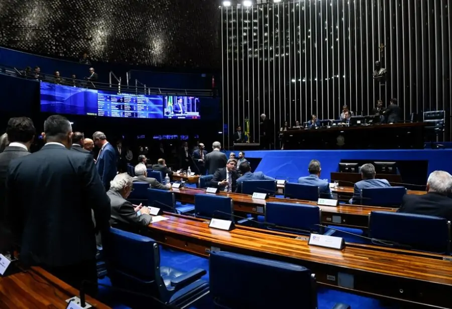 Senado aprova taxação de compras internacionais de até US$ 50