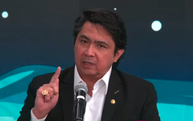 O senador mais caro e cara de pau do momento