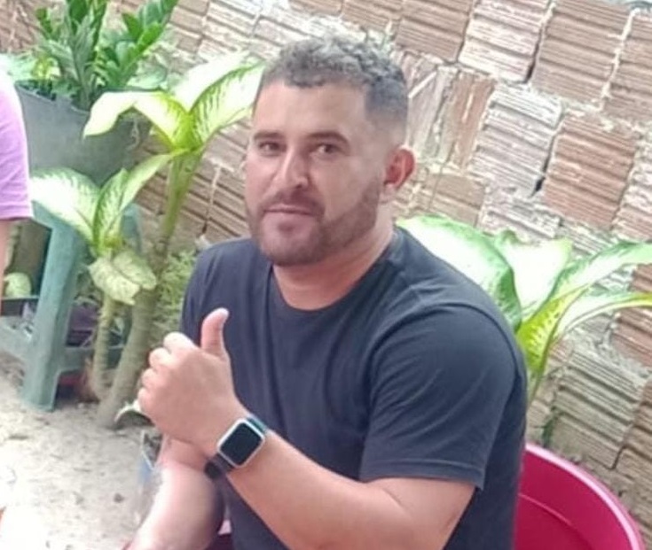 Vídeo mostra discussão que terminou com homem morto por amigo em conveniência na Grande Natal