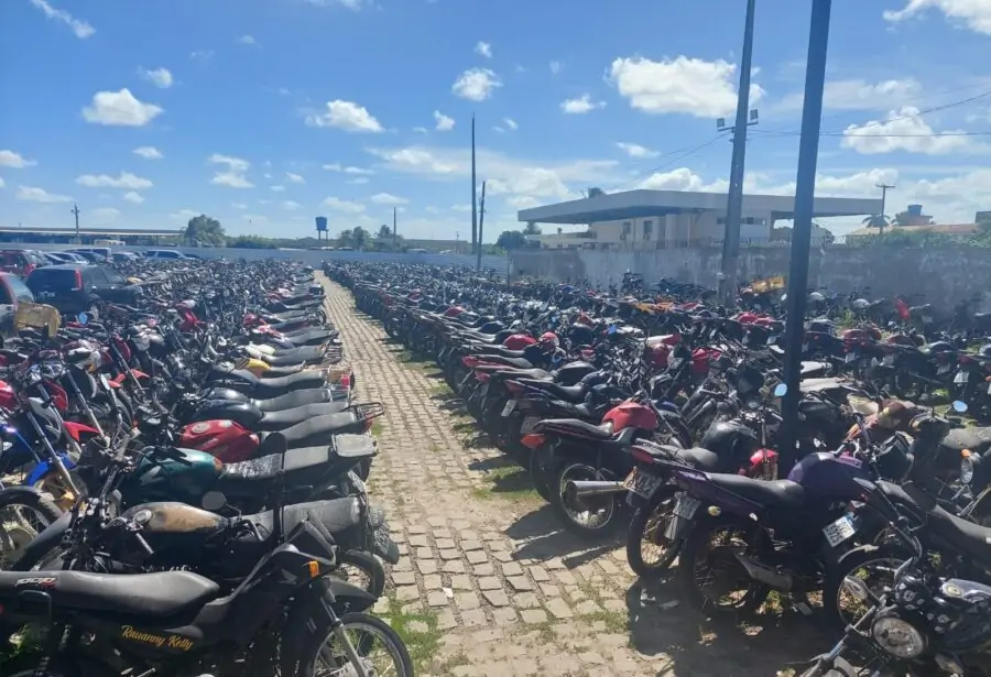 Detran-RN realiza leilão de veículos e sucatas com 296 lotes nesta quinta-feira