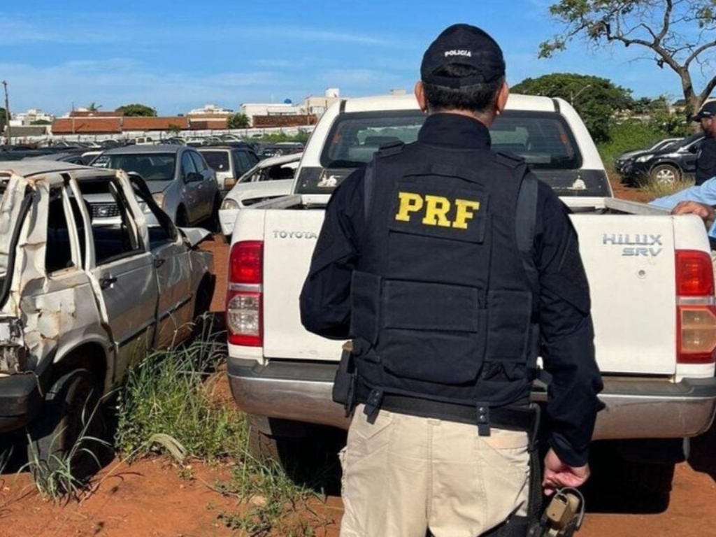 PRF realiza segundo leilão de veículos retidos em 2024 no RN