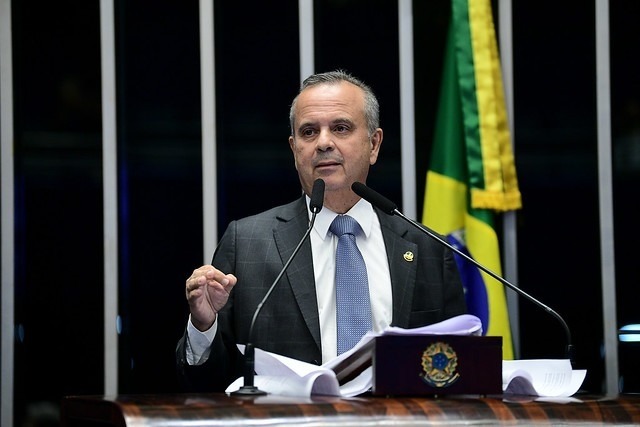 Senador Rogério Marinho denuncia quadrilha digital agindo no Planalto