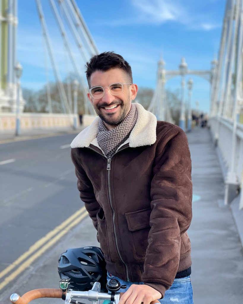 Jornalista brasileiro morre atropelado em Londres aos 36 anos