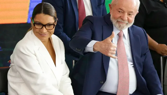 “Como se fosse coisa de outro mundo”, diz Lula sobre compra de itens feitos de algodão egípcio para o Palácio do Planalto