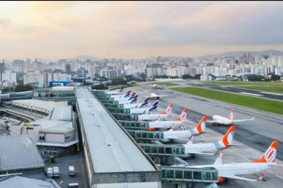 Gol e Latam são investigadas por combinar alta de preços