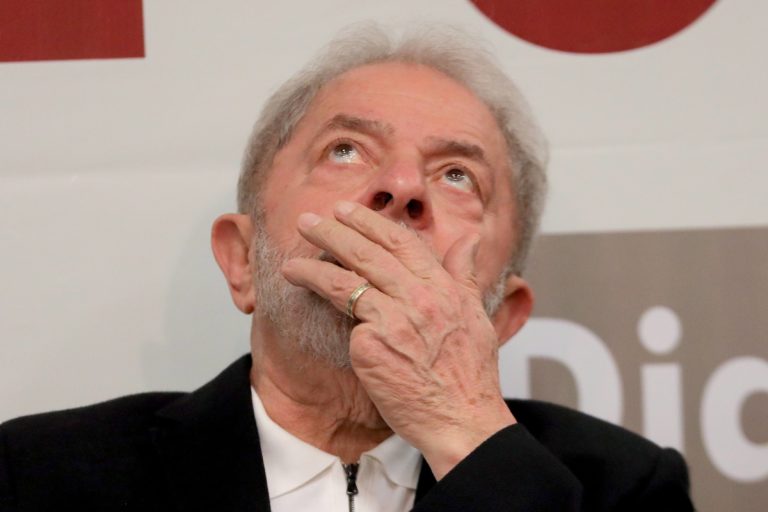 Lula convoca reunião para discutir alta do dólar; moeda sobe sempre quando presidente fala