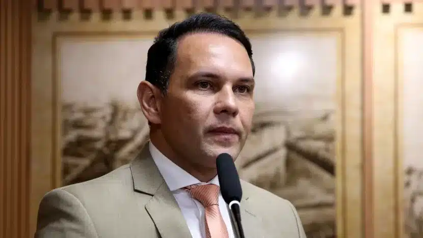 Kleber Fernandes critica “jogo político” do Idema e defende urgência na engorda de Ponta Negra