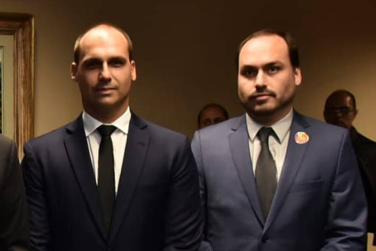 Carlos Bolsonaro diz que seu irmão Eduardo é “babaca” após publicação sobre atentado contra Trump