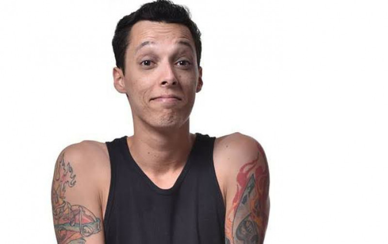 Humorista Nil Agra traz pela primeira vez ao Natal Comedy Club o solo ‘Piadas em Construção’ no dia 15 de agosto