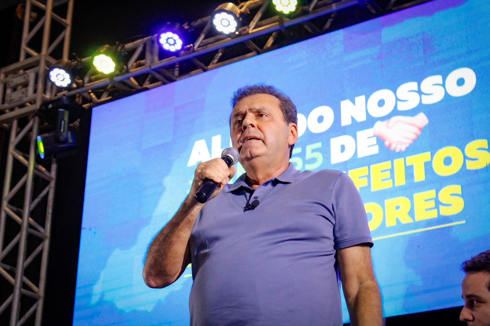 Carlos Eduardo anuncia composição da chapa majoritária nesta quarta-feira
