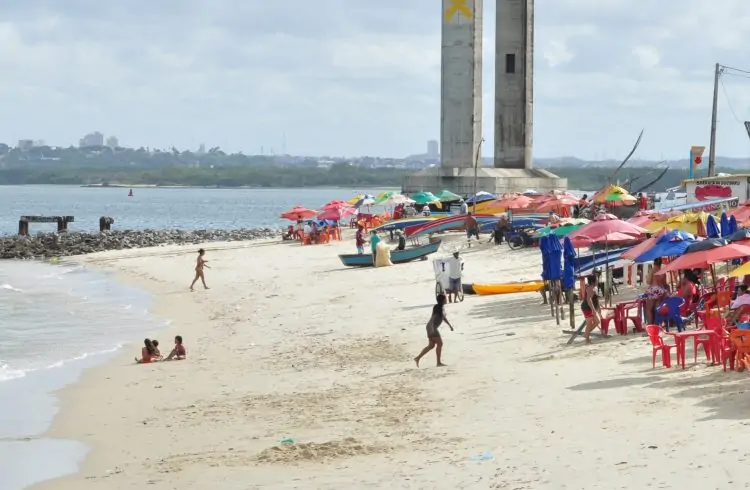Litoral potiguar segue com 7 trechos impróprios para banho