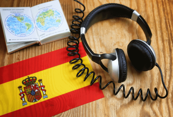Novo ensino médio sem espanhol obrigatório é aprovado na Câmara dos Deputados