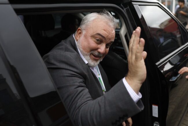 Demitido na Petrobras, Jean Paul Prates planeja romper com o PT e disputar o Governo do RN