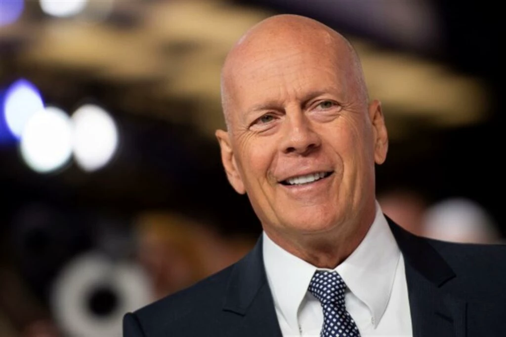 Esposa de Bruce Willis indica que ator não é mais capaz de falar