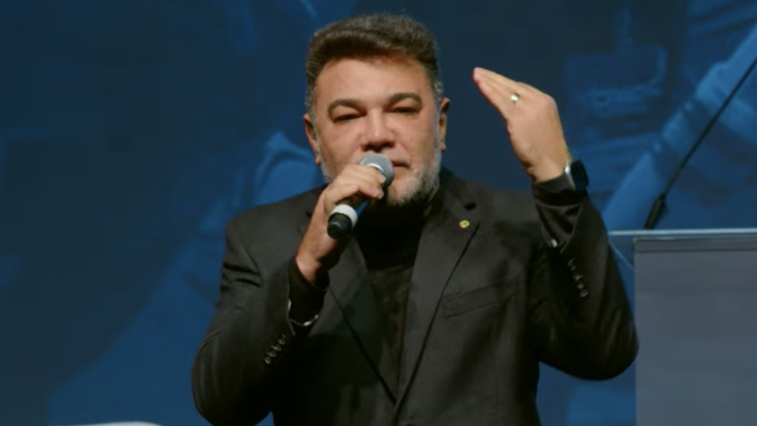 Esquerda é um demônio e o socialismo, um câncer, diz deputado-pastor Feliciano