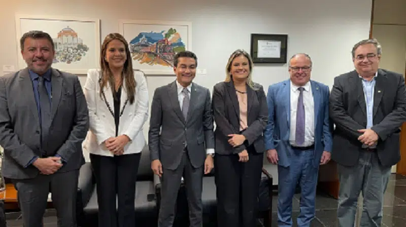 Álvaro e Paulinho intensificam diálogos em Brasília em busca de apoio para obras e em Natal