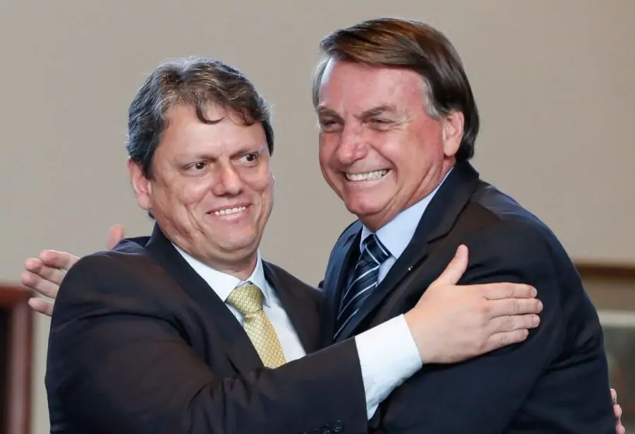 Assembleia aprova título de Cidadão Norte-rio-grandense para Bolsonaro e Tarcísio de Freitas