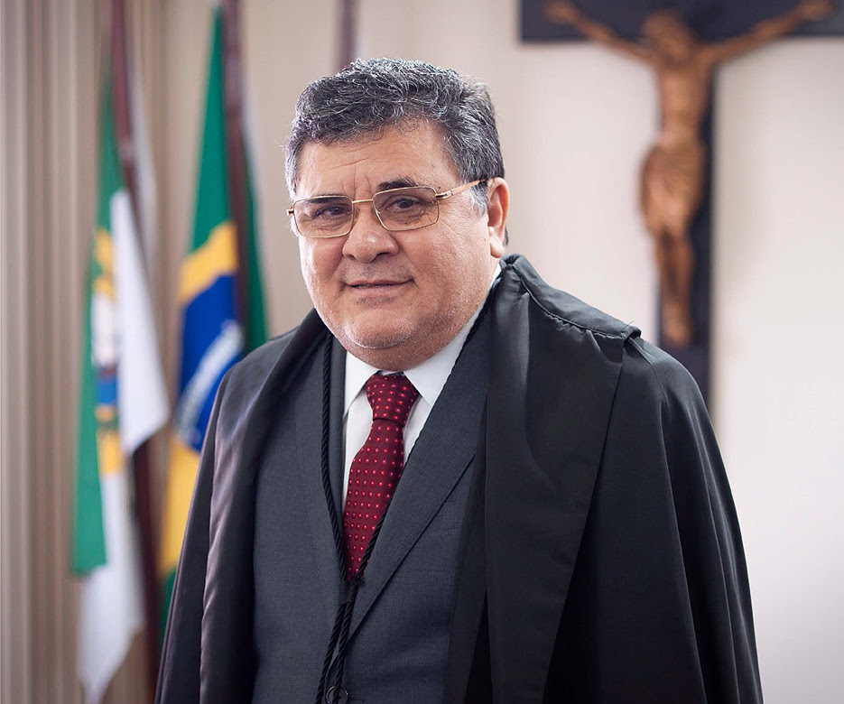 Velório de desembargador Virgílio Macedo começa às 9 horas na Escola da Magistratura do RN