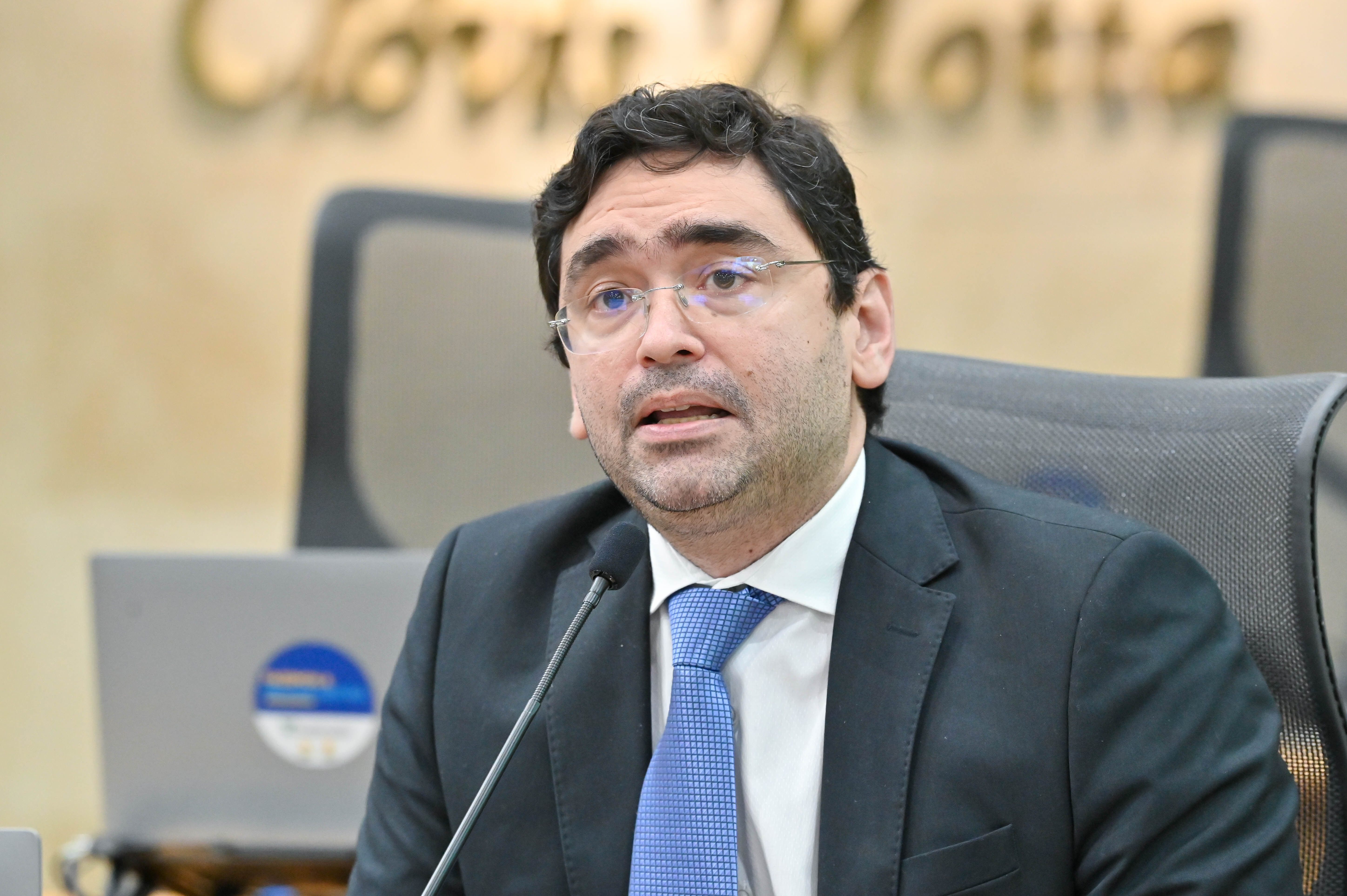 Adjuto Dias propõe reunião com Idema para tratar de licença da obra da engorda