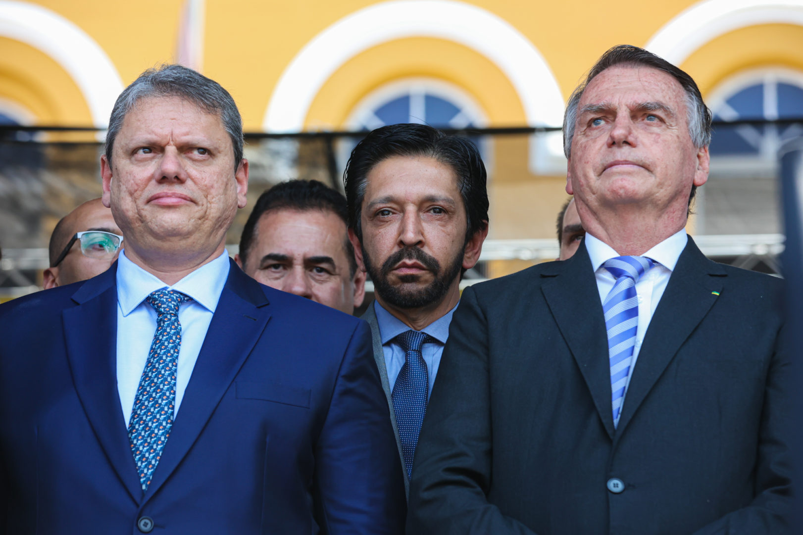 Bolsonaro: “Direita voltará a comandar esse país a partir de 2027”