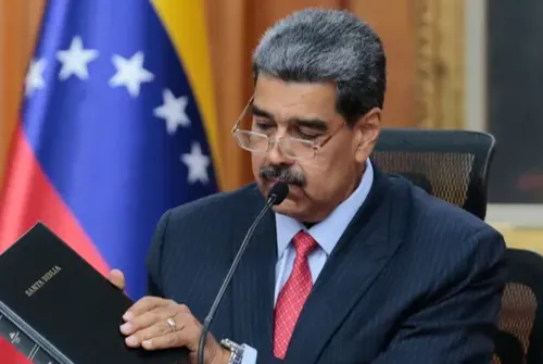 Maduro decreta que “Natal começa em 1º de outubro” na Venezuela