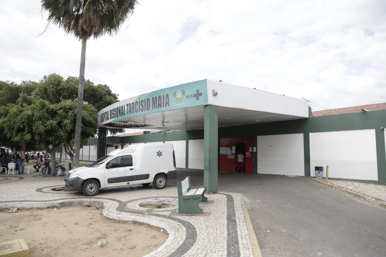 Hospital Regional Tarcísio Maia investiga superbactéria que teria se espalhado na unidade