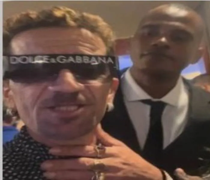 Influencer bolsonarista ‘Gota Serena’ é expulso de jantar com Bolsonaro no Sal e Brasa