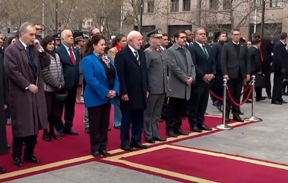 Lula é vaiado durante visita oficial ao Chile