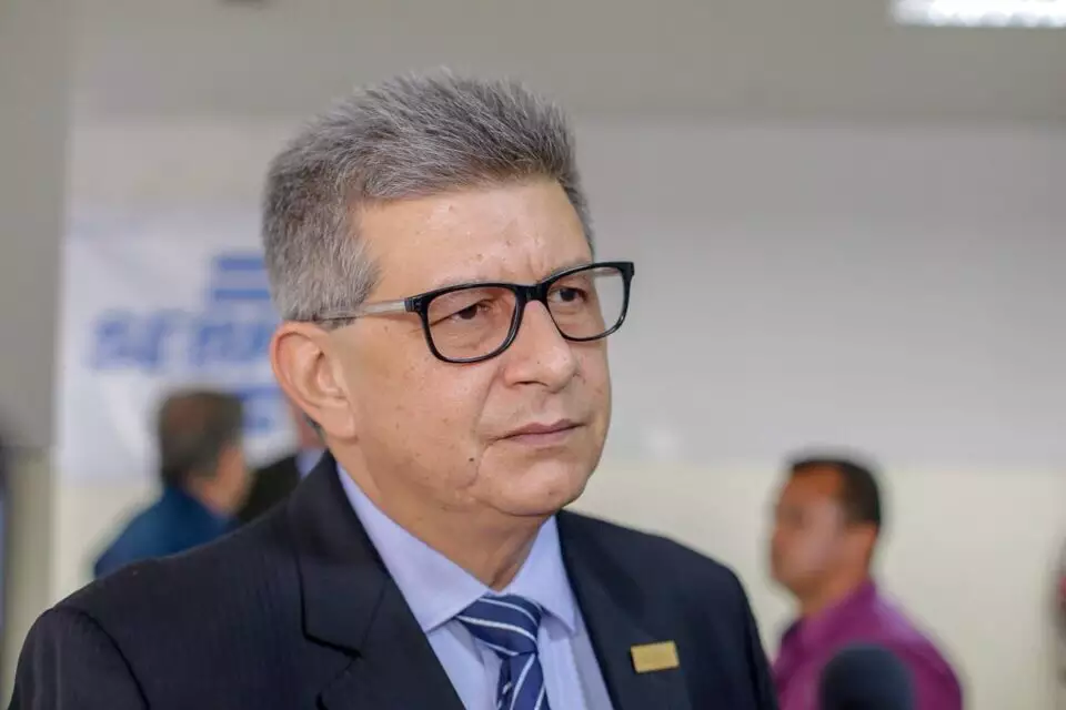PRINTS: Ex-governador do Piauí baixa o nível em campanha, ‘não quero mais te comer’