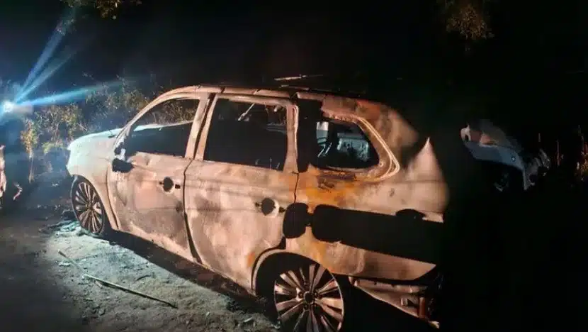 Possível caminhonete usada no assalto ao carro-forte é encontrada queimada em Macaíba