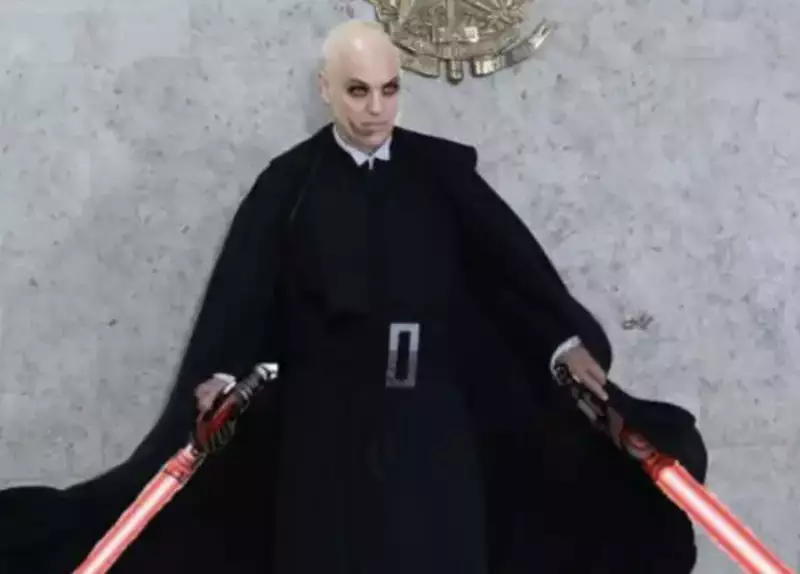 Musk compara Moraes a vilões: ‘filho de Voldemort com lorde Sith’