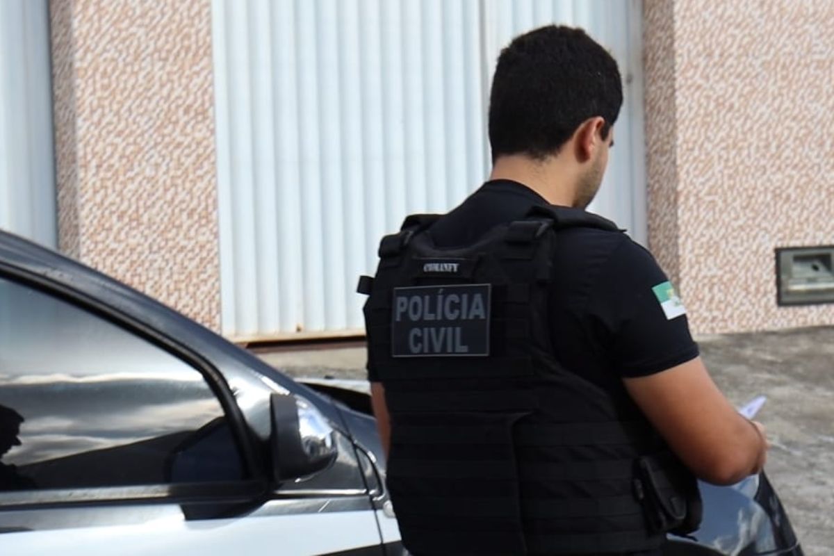 Homem é preso por tentar matar a própria irmã com um garfo em Areia Branca