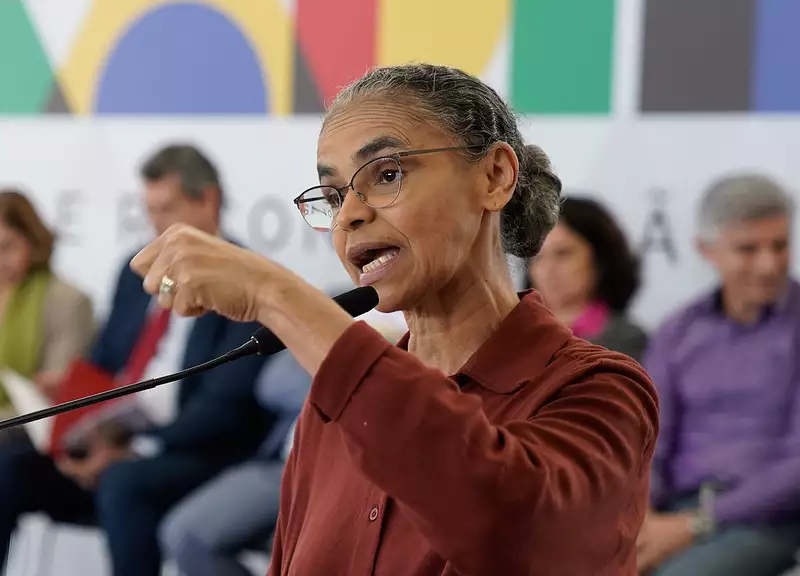 Ministra Marina Silva inventa ‘terrorismo climático’ para explicar fiasco