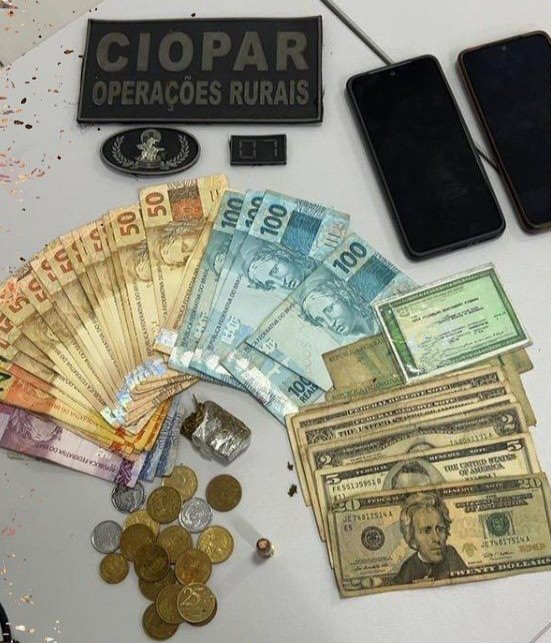 PM apreende droga, munição e dinheiro em Parnamirim