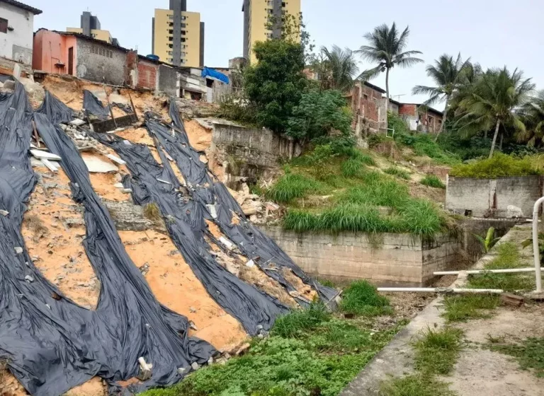 Aluguel social para famílias afetadas por desabamento em Neópolis é estendido