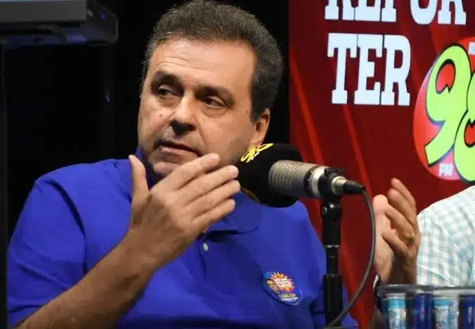 Carlos Eduardo promete frota de ônibus com ar-condicionado