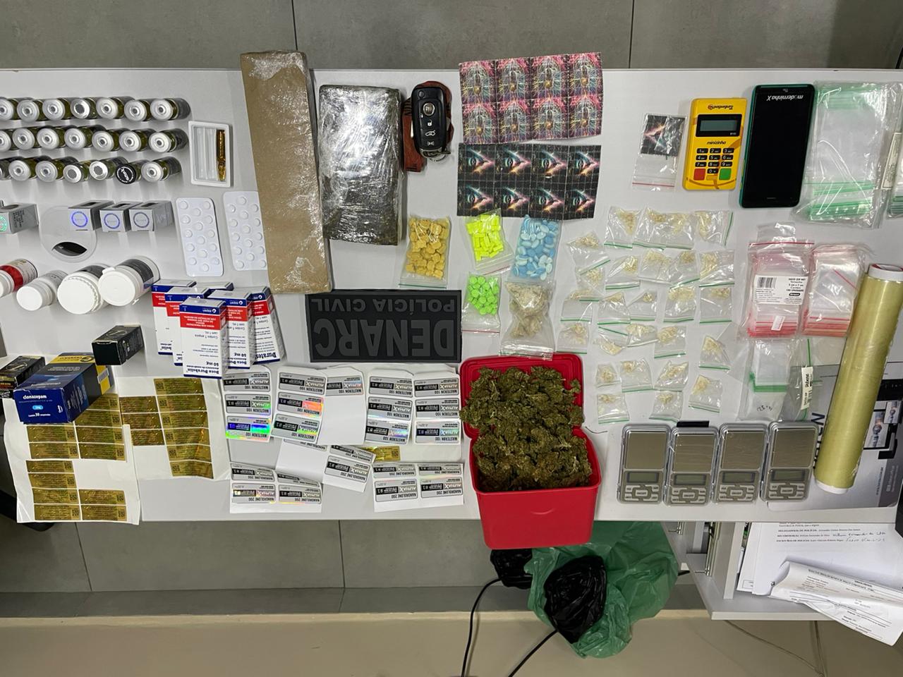 Polícia Civil prende homem por tráfico e apreende variedades de drogas e anabolizantes em Ponta Negra