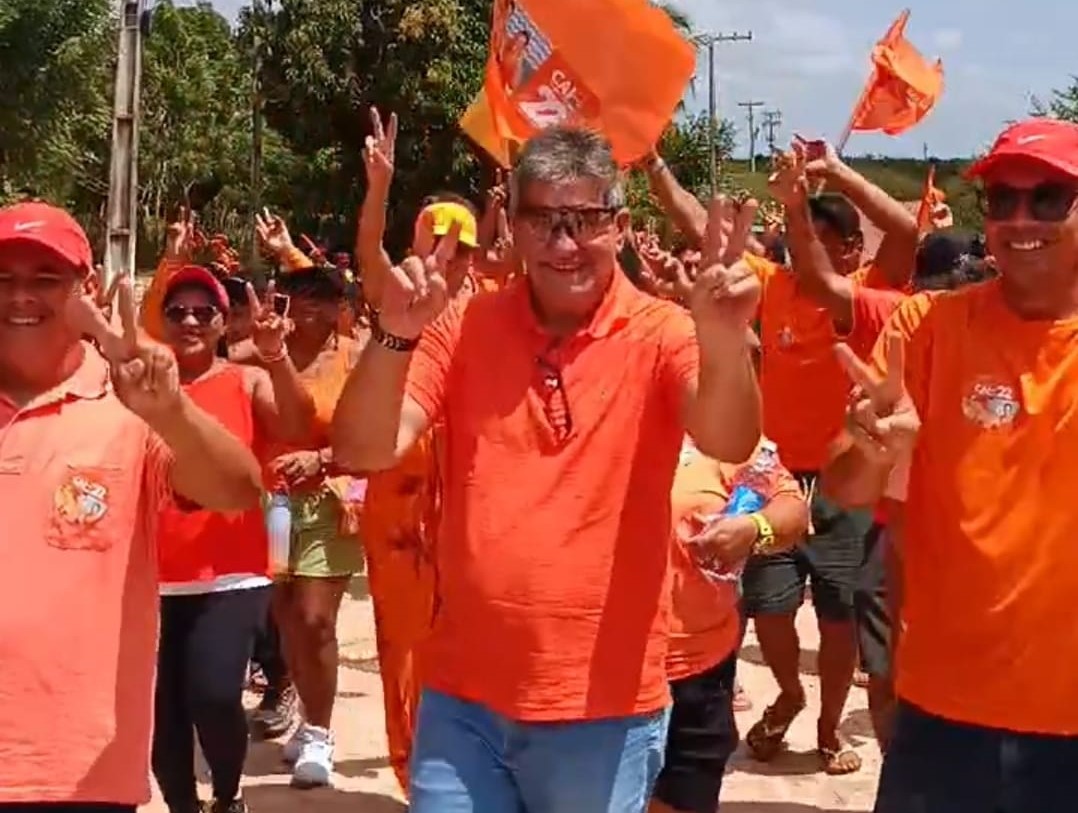 Candidato a prefeito, Caio Fernandes faz 48 horas de caminhada nas comunidades de São Miguel do Gostoso