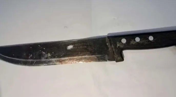 Mulher é presa após cortar órgão de marido por 'falhar' na hora H
