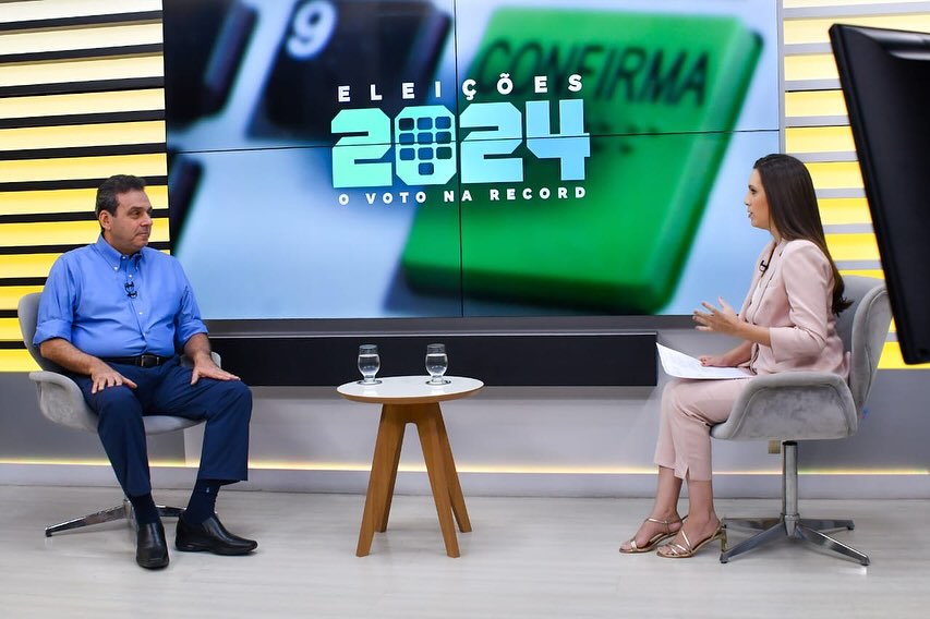Carlos Eduardo fala de projetos para educação, saúde e promete transporte público com ar-condicionado